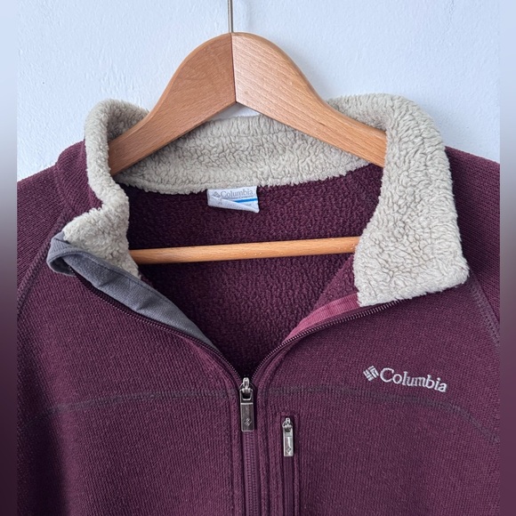 Columbia maroon sweater knit zip up
jacket with sherpa collar Size XL - Picture 2 of 7